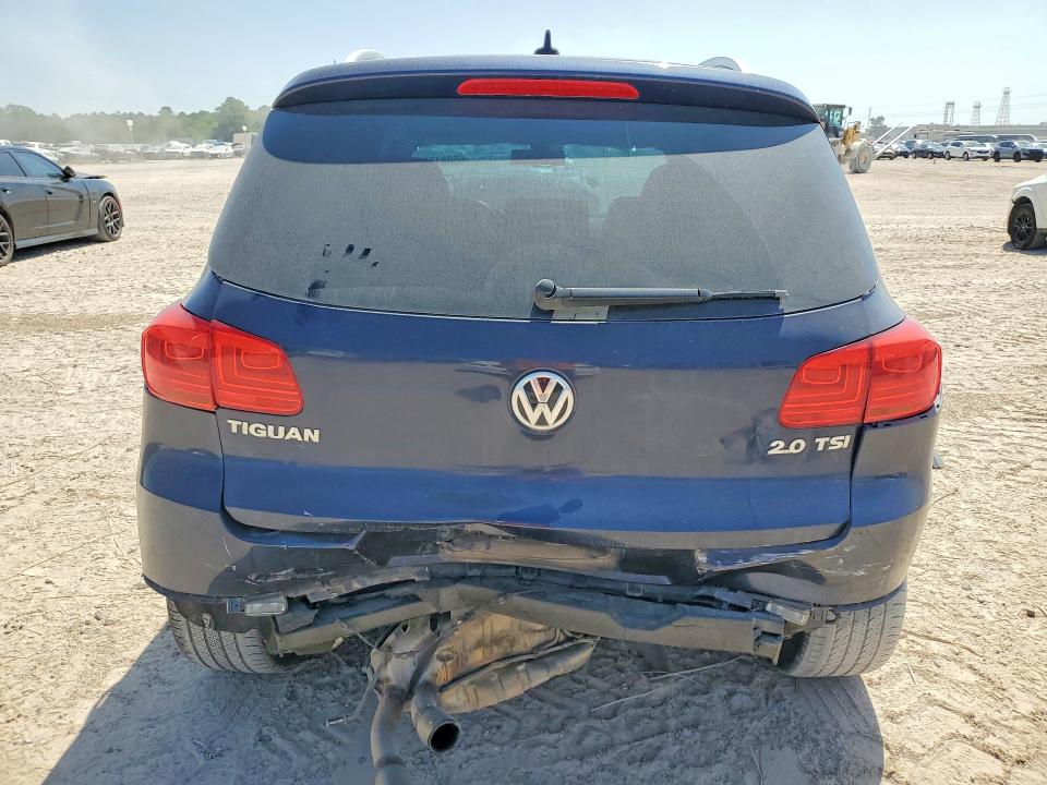 2012 Volkswagen Tiguan მანქანა იყიდება აუქციონზე, vin: WVGAV7AXXCW555982, აუქციონის ნომერი: 66081526