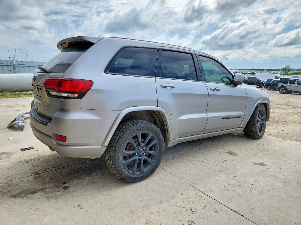 64745426 :رقم المزاد ، 1C4RJFAG3HC815287 vin ، 2017 Jeep Grand Cherokee مزاد بيع