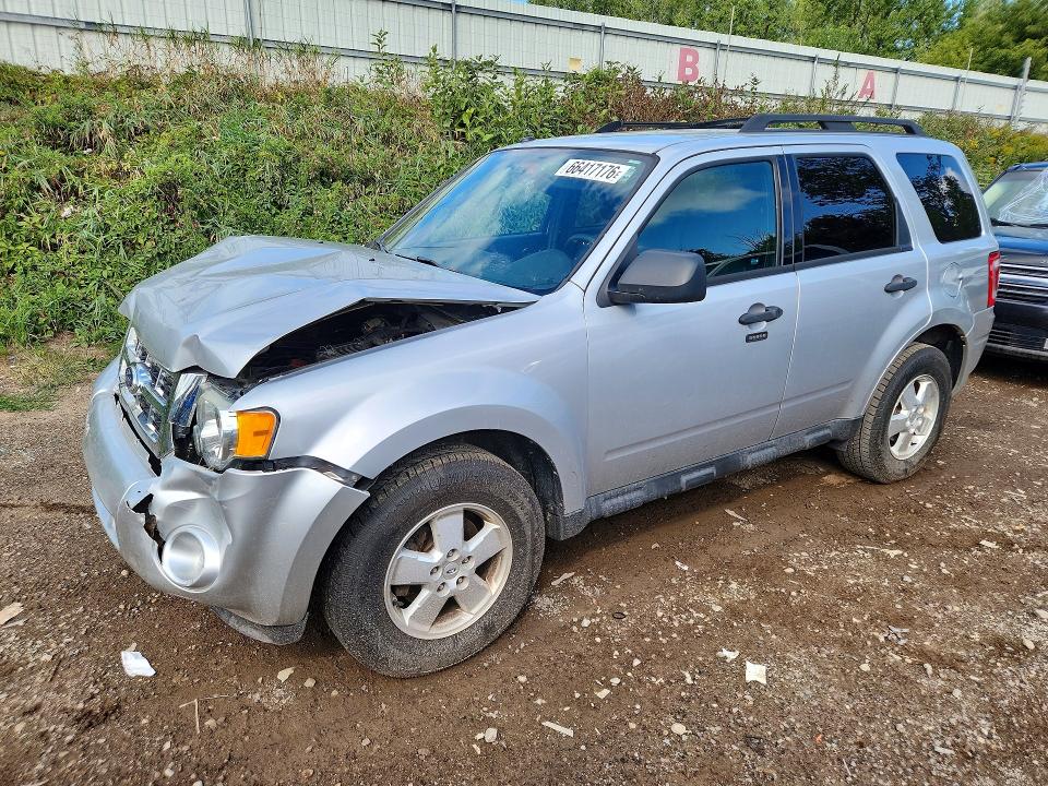 2011 Ford Escape მანქანა იყიდება აუქციონზე, vin: 1FMCU9D76BKB40750, აუქციონის ნომერი: 66417176