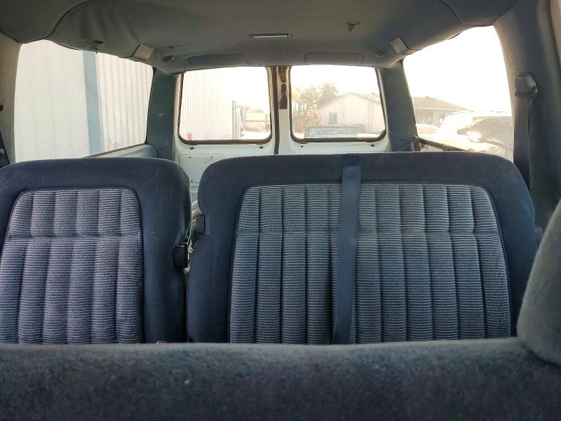66614796 :رقم المزاد ، 1GKEC16K5RJ703455 vin ، 1994 Gmc Suburban مزاد بيع