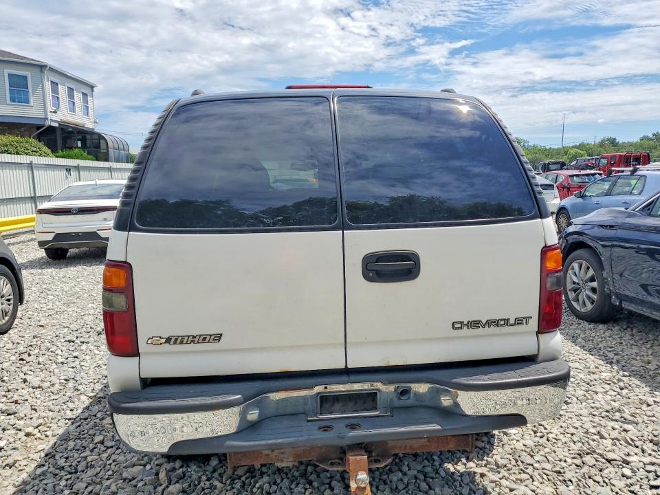 63826446 :رقم المزاد ، 1GNEK13V53J291405 vin ، 2003 Chevrolet Tahoe مزاد بيع
