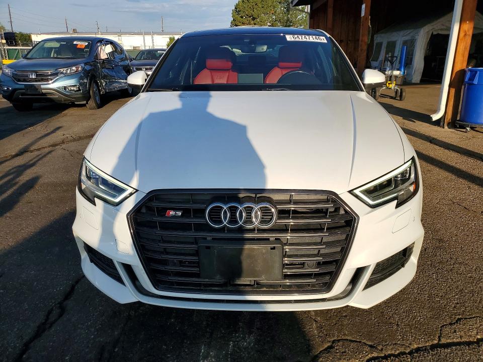 Продаж на аукціоні авто 2018 Audi S3, vin: WAUB1HFF8J1082066, номер лоту: 64747146