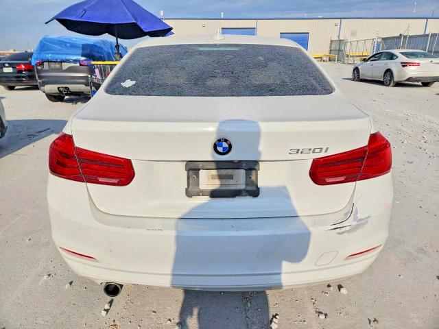 2018 Bmw 320 მანქანა იყიდება აუქციონზე, vin: WBA8E1G5XJNU89956, აუქციონის ნომერი: 65436676