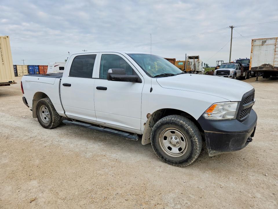 61969316 :رقم المزاد ، 1C6RR7XT8JS329290 vin ، 2018 Ram 1500 مزاد بيع