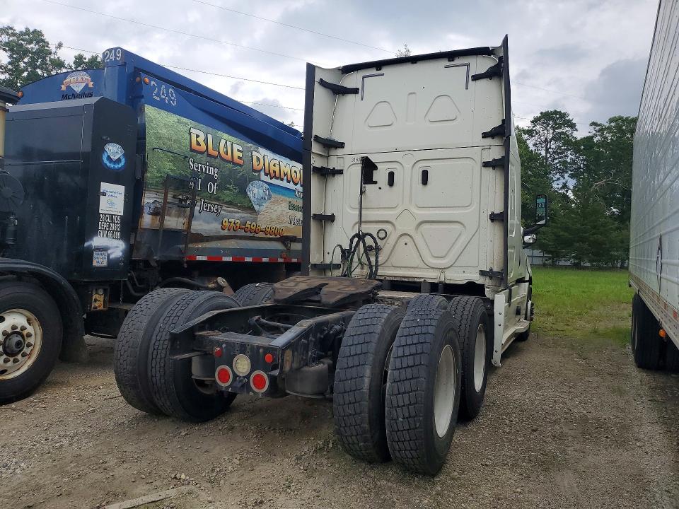 Продаж на аукціоні авто 2018 Freightliner Cascadia 126, vin: 3AKJHHDR8JSJR1331, номер лоту: 66830536