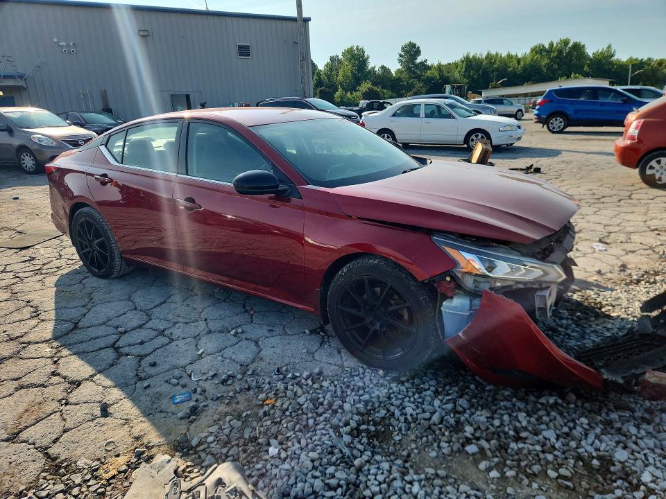 63777506 :رقم المزاد ، 1N4BL4CV9KC183808 vin ، 2019 Nissan Altima مزاد بيع