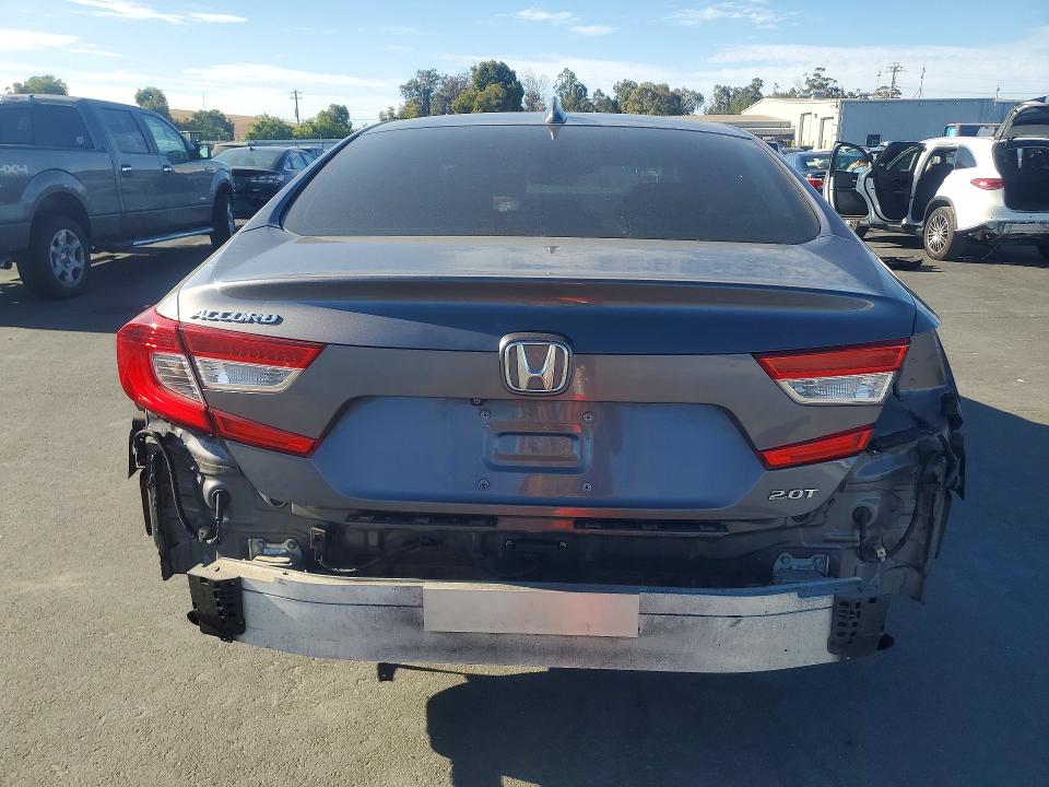 Aukcja sprzedaży 2018 Honda Accord, vin: 1HGCV2F6XJA013972, numer aukcji: 66349536