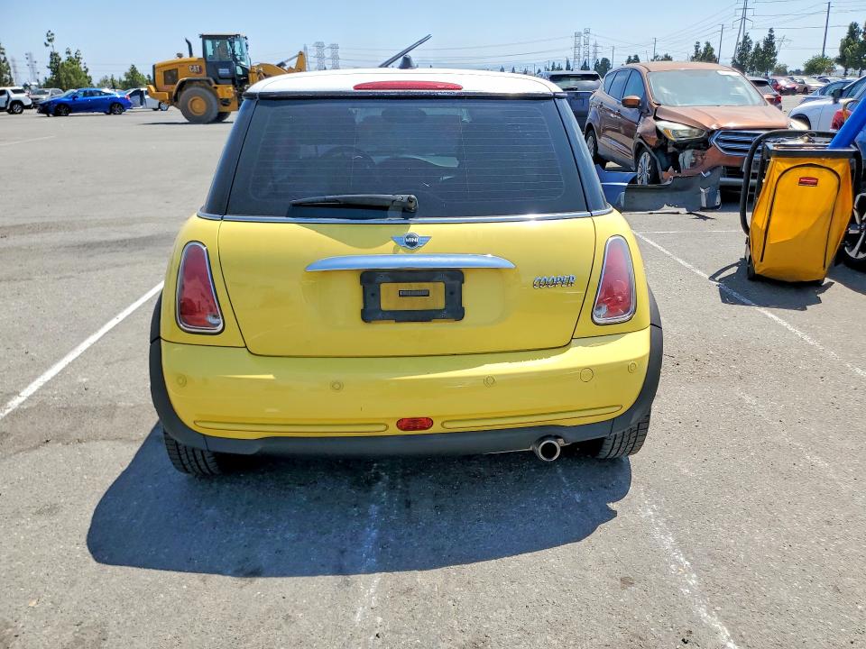 Продажа на аукционе авто 2005 Mini Cooper, vin: WMWRC33595TJ72182, номер лота: 64414456