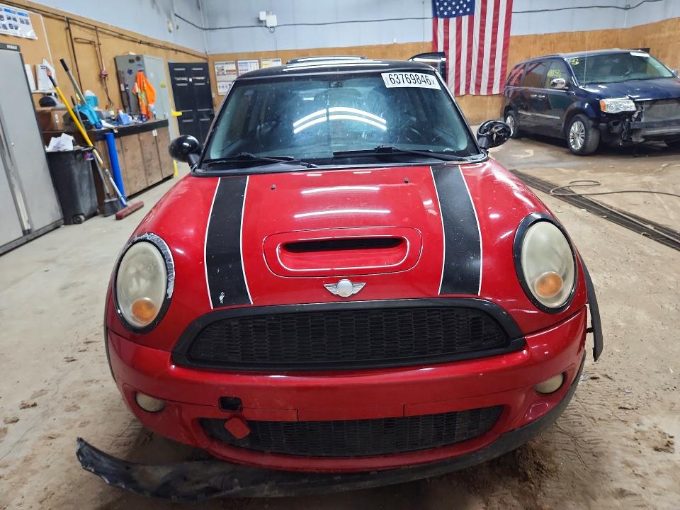 63769846 :رقم المزاد ، WMWMF73539TV39740 vin ، 2009 Mini Cooper مزاد بيع