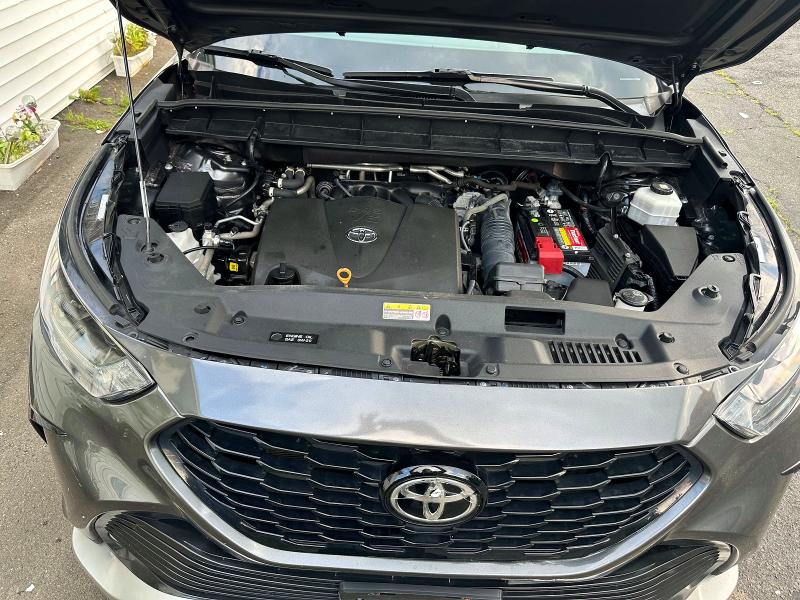 Продаж на аукціоні авто 2022 Toyota Highlander, vin: 5TDLZRBH9NS252439, номер лоту: 63988126
