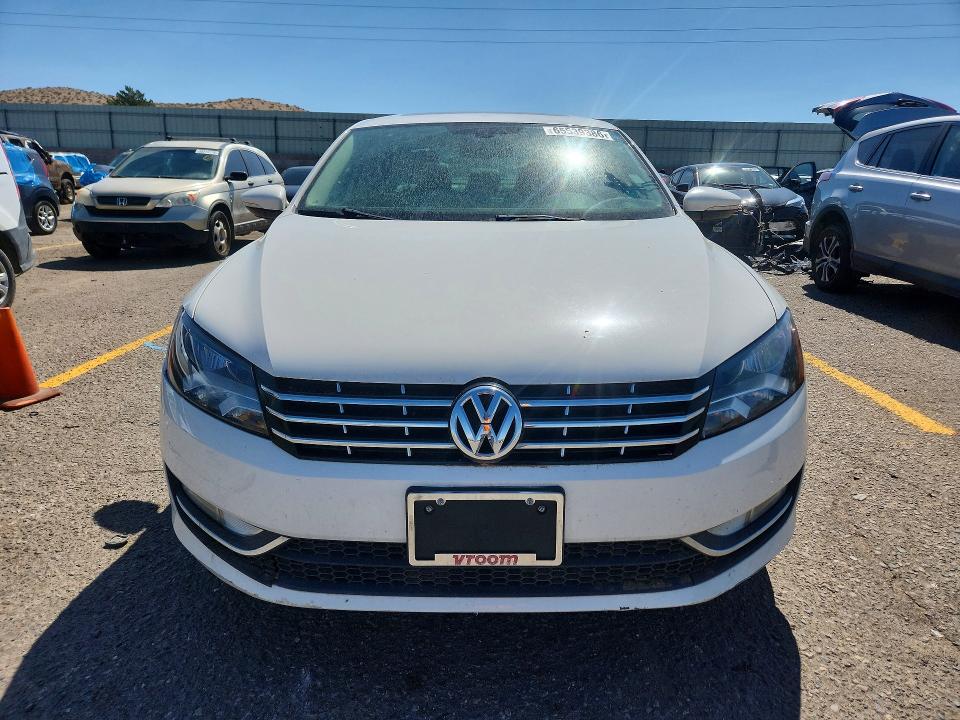 65539386 :رقم المزاد ، 1VWBN7A33CC060723 vin ، 2012 Volkswagen Passat مزاد بيع