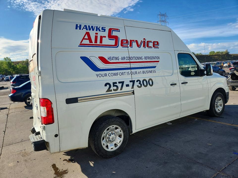 65229966 :رقم المزاد ، 1N6AF0LY9JN800883 vin ، 2018 Nissan Nv مزاد بيع