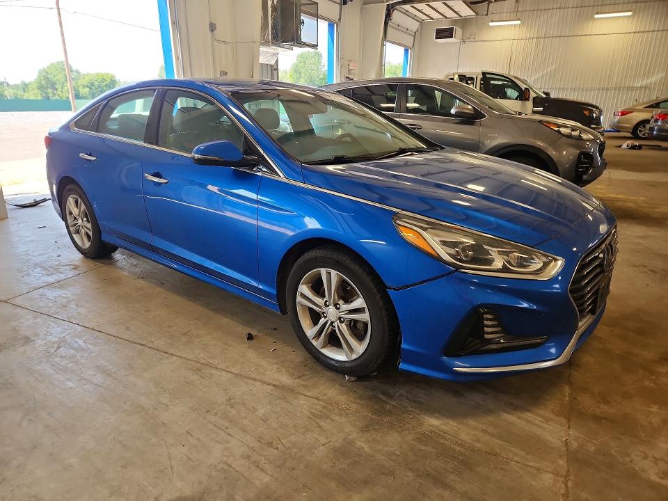 63484966 :رقم المزاد ، 5NPE34AF8JH627492 vin ، 2018 Hyundai Sonata مزاد بيع