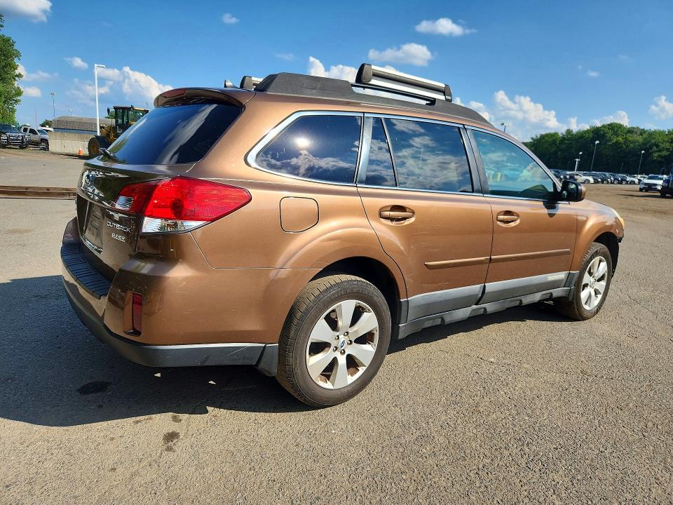 64443856 :رقم المزاد ، 4S4BRBKC9C3250613 vin ، 2012 Subaru Outback مزاد بيع