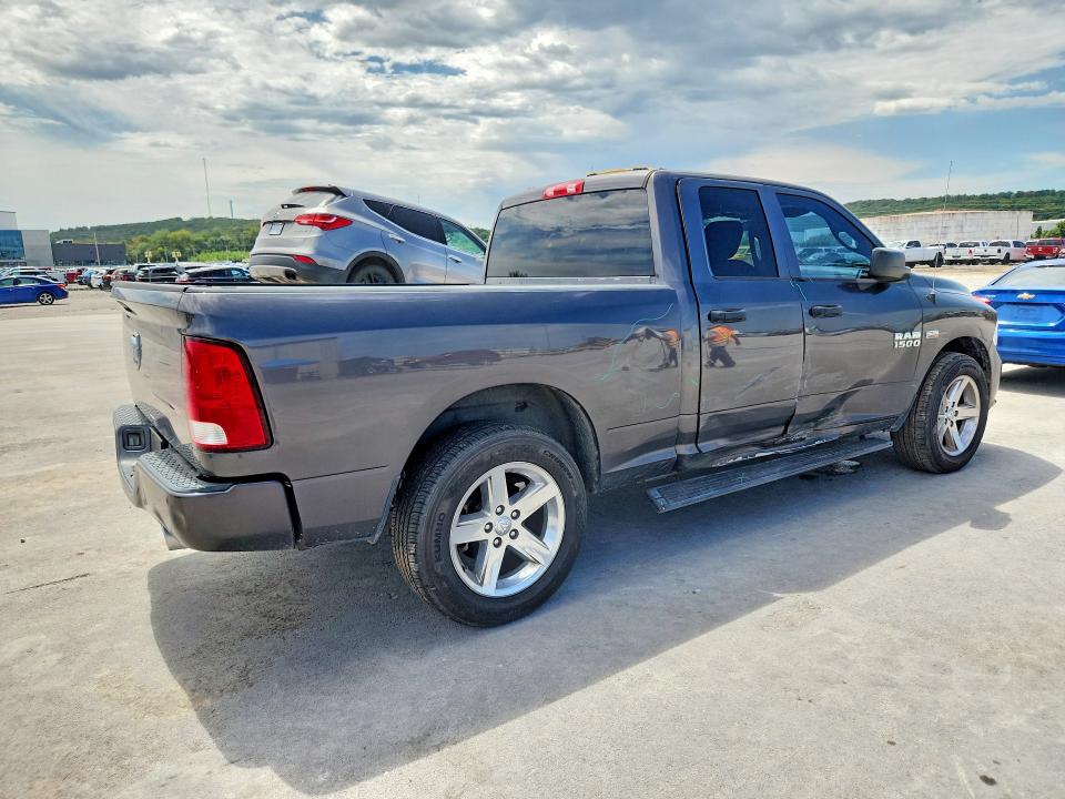 66205126 :رقم المزاد ، 1C6RR6FT5JS157344 vin ، 2018 Ram 1500 مزاد بيع