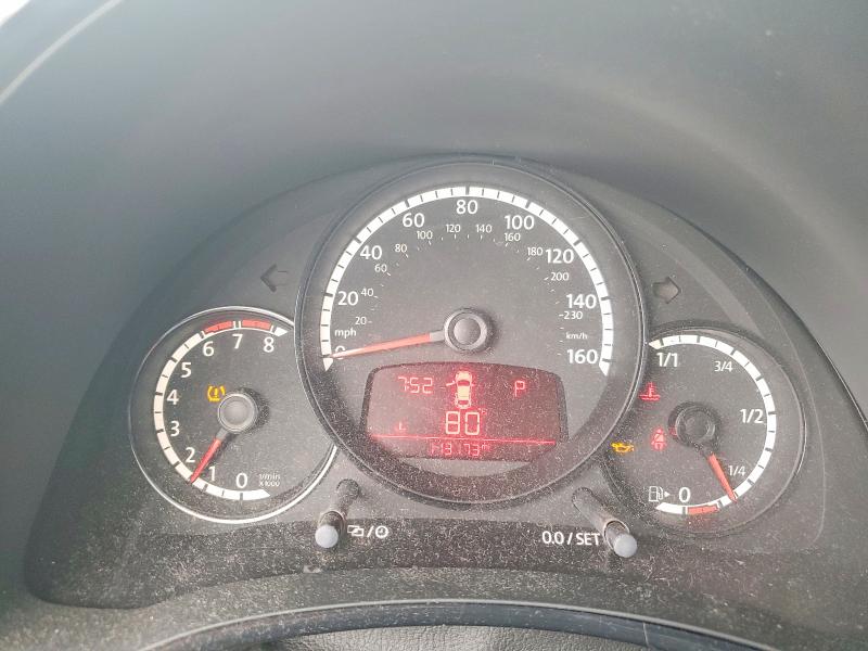 64549236 :رقم المزاد ، 3VWF17AT7FM631842 vin ، 2015 Volkswagen Beetle مزاد بيع