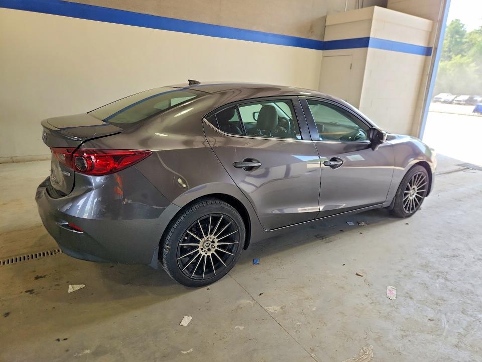 64762516 :رقم المزاد ، 3MZBN1V31JM242097 vin ، 2018 Mazda 3 مزاد بيع