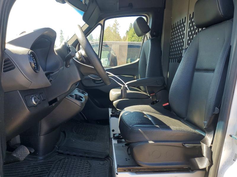 60421686 :رقم المزاد ، W1Y40BHY8NT114885 vin ، 2022 Mercedes-benz Sprinter مزاد بيع