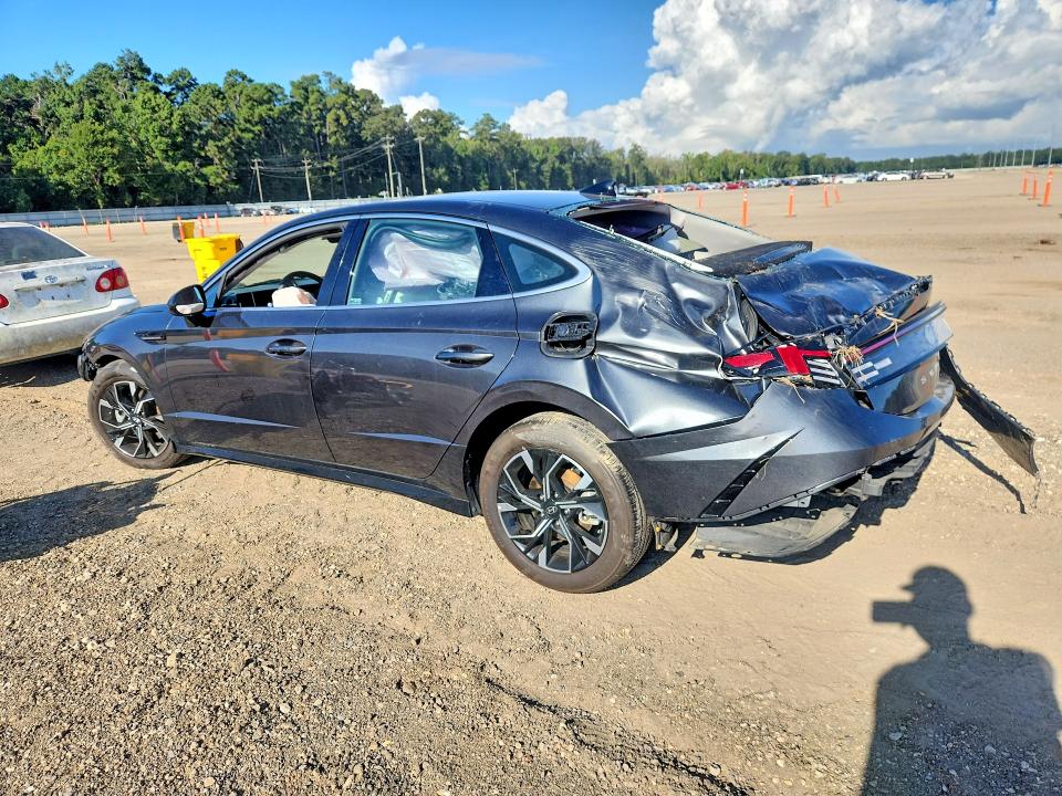 2025 Hyundai Sonata მანქანა იყიდება აუქციონზე, vin: KMHL64JA7SA485787, აუქციონის ნომერი: 64229436