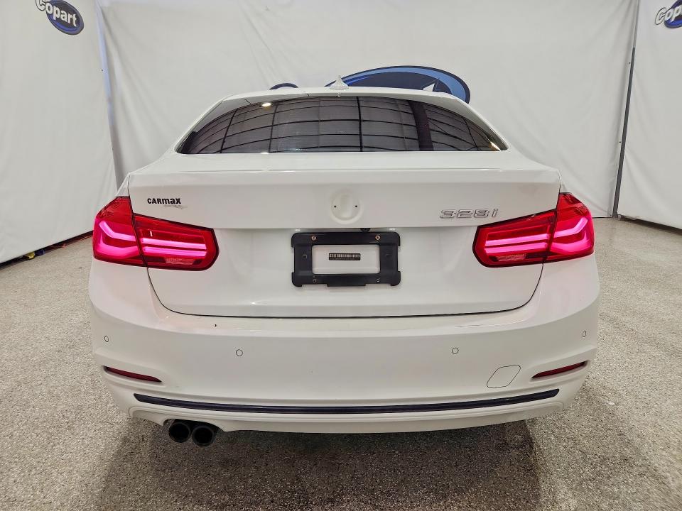 Продажа на аукционе авто 2016 Bmw 328, vin: WBA8E9G53GNT44488, номер лота: 65739696