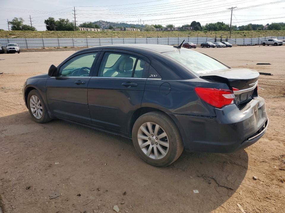 64492606 :رقم المزاد ، 1C3BC1FG5BN547348 vin ، 2011 Chrysler 200 مزاد بيع