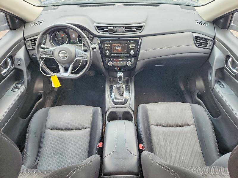 63111066 :رقم المزاد ، JN8AT2MT1HW142253 vin ، 2017 Nissan Rogue مزاد بيع