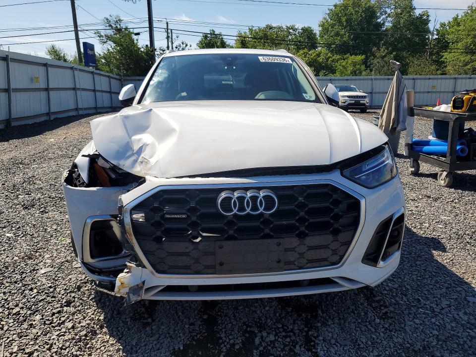2022 Audi Q5 მანქანა იყიდება აუქციონზე, vin: WA1GAAFYXN2094098, აუქციონის ნომერი: 63609336