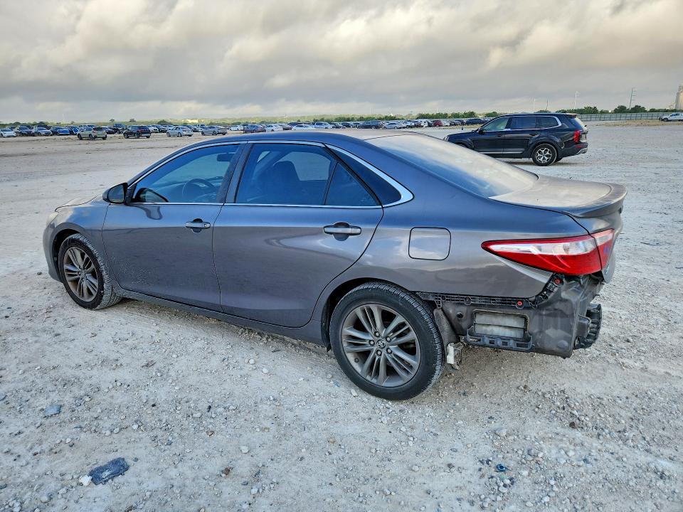 Продаж на аукціоні авто 2015 Toyota Camry, vin: 4T1BF1FK6FU087857, номер лоту: 64091506