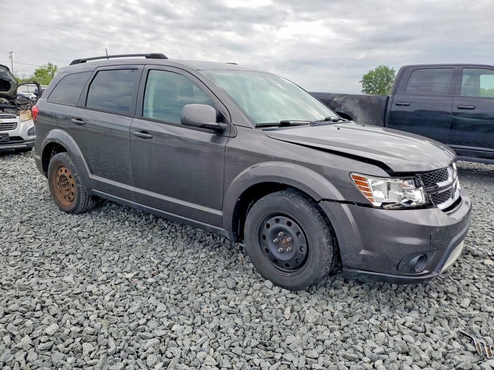 63881526 :رقم المزاد ، 3C4PDCBB2KT821349 vin ، 2019 Dodge Journey مزاد بيع