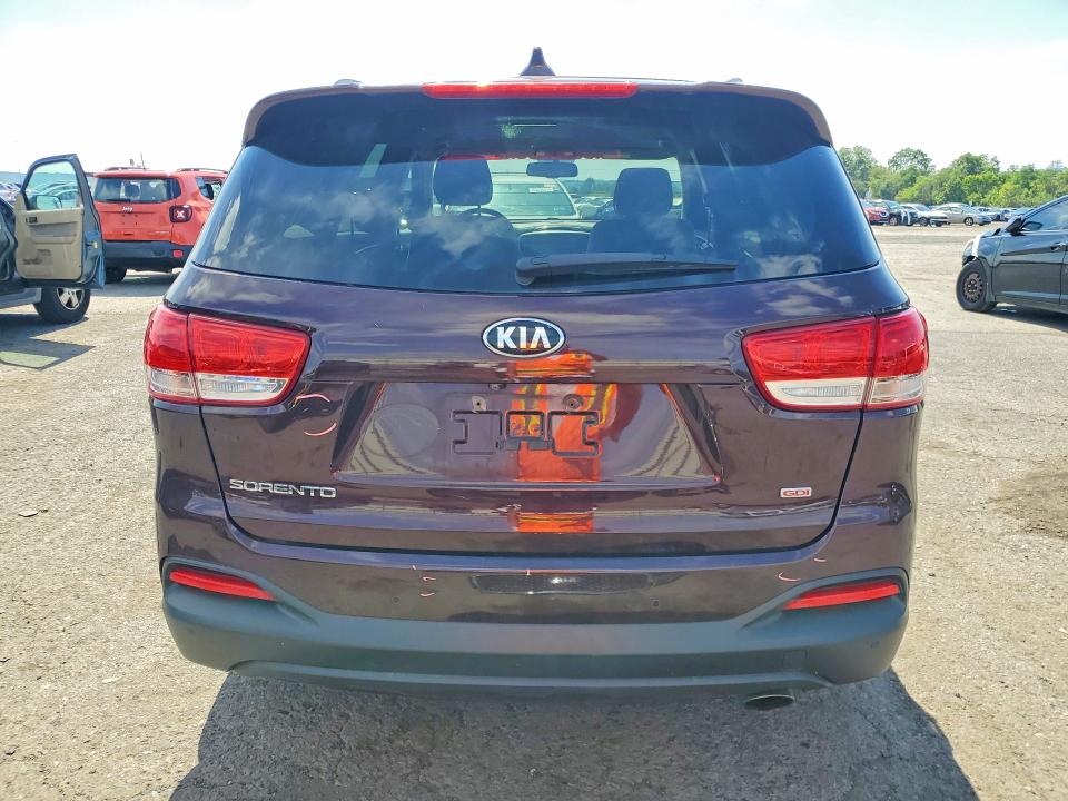 63145526 :رقم المزاد ، 5XYPG4A32GG042555 vin ، 2016 Kia Sorento مزاد بيع