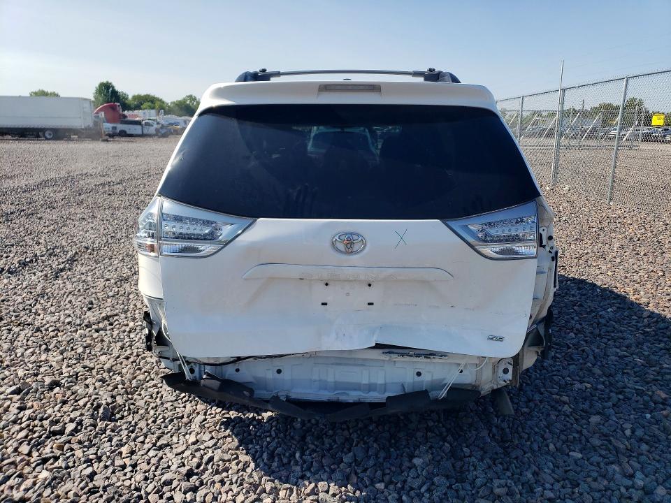 Продажа на аукционе авто 2017 Toyota Sienna, vin: 5TDXZ3DC2HS821149, номер лота: 63641596