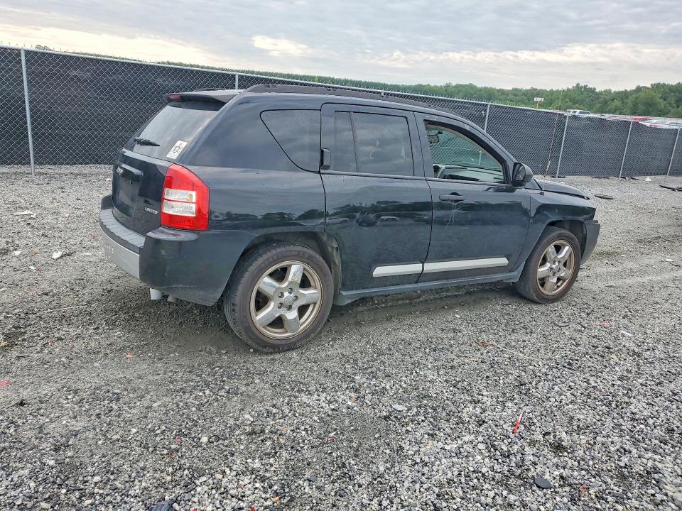 64206306 :رقم المزاد ، 1J8FT57W17D209347 vin ، 2007 Jeep Compass مزاد بيع