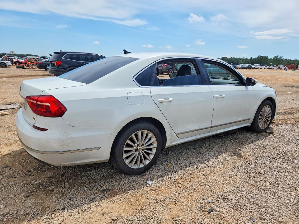 Продаж на аукціоні авто 2016 Volkswagen Passat, vin: 1VWBS7A30GC038547, номер лоту: 64736476