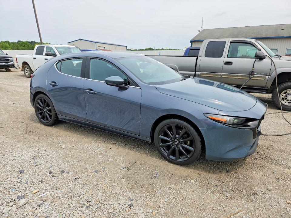 64616406 :رقم المزاد ، JM1BPBML1N1507611 vin ، 2022 Mazda 3 مزاد بيع
