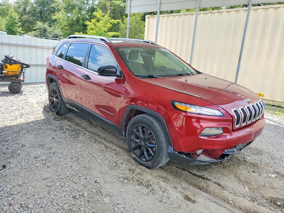 64539376 :رقم المزاد ، 1C4PJLCB7FW553566 vin ، 2015 Jeep Cherokee مزاد بيع