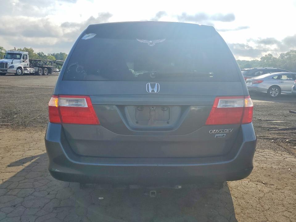 66067706 :رقم المزاد ، 5FNRL38645B050885 vin ، 2005 Honda Odyssey مزاد بيع