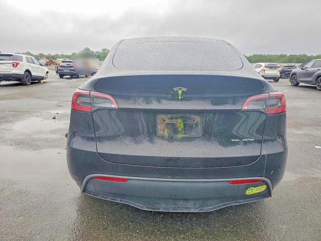 63397636 :رقم المزاد ، 7SAYGDEE4PA180458 vin ، 2023 Tesla Model Y مزاد بيع