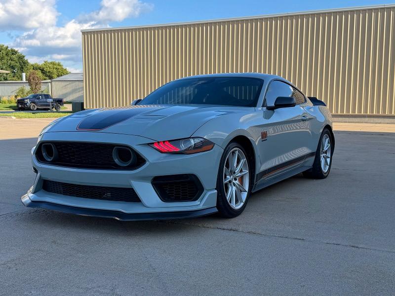 63775646 :رقم المزاد ، 1FA6P8R01N5554218 vin ، 2022 Ford Mustang مزاد بيع