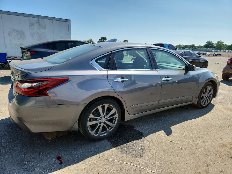 Продажа на аукционе авто 2018 Nissan Altima, vin: 1N4AL3AP0JC277407, номер лота: 64411526