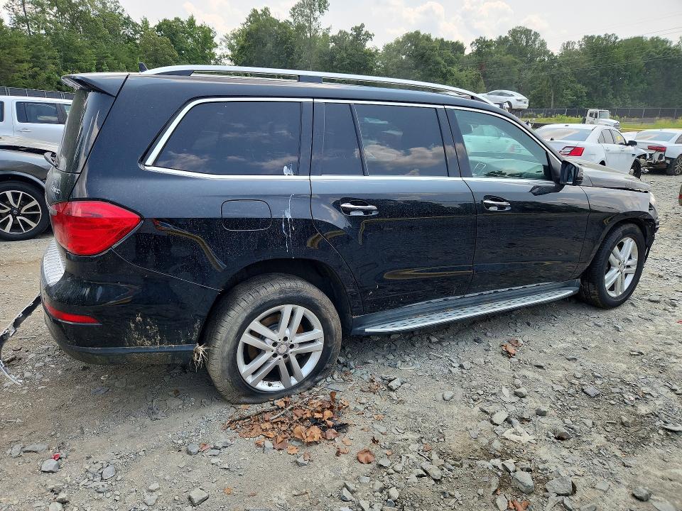 Продажа на аукционе авто 2015 Mercedes-benz Gl, vin: 4JGDF6EE9FA481386, номер лота: 63868676