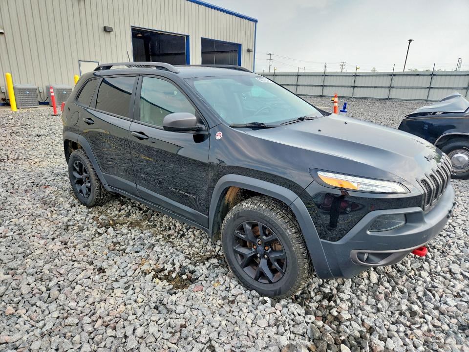 2017 Jeep Cherokee მანქანა იყიდება აუქციონზე, vin: 1C4PJMBS5HW555004, აუქციონის ნომერი: 64778046