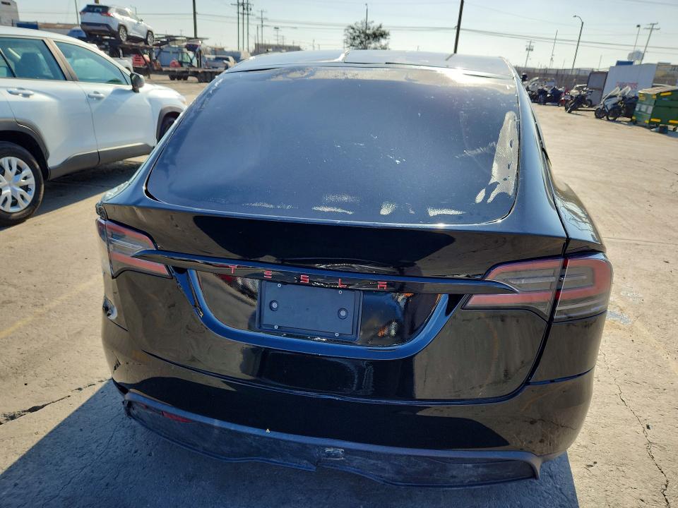 66597756 :رقم المزاد ، 7SAXCBE61PF404194 vin ، 2023 Tesla Model X مزاد بيع