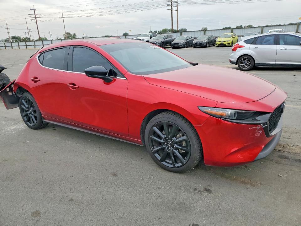 Продаж на аукціоні авто 2021 Mazda 3, vin: JM1BPBJY9M1324021, номер лоту: 67088946