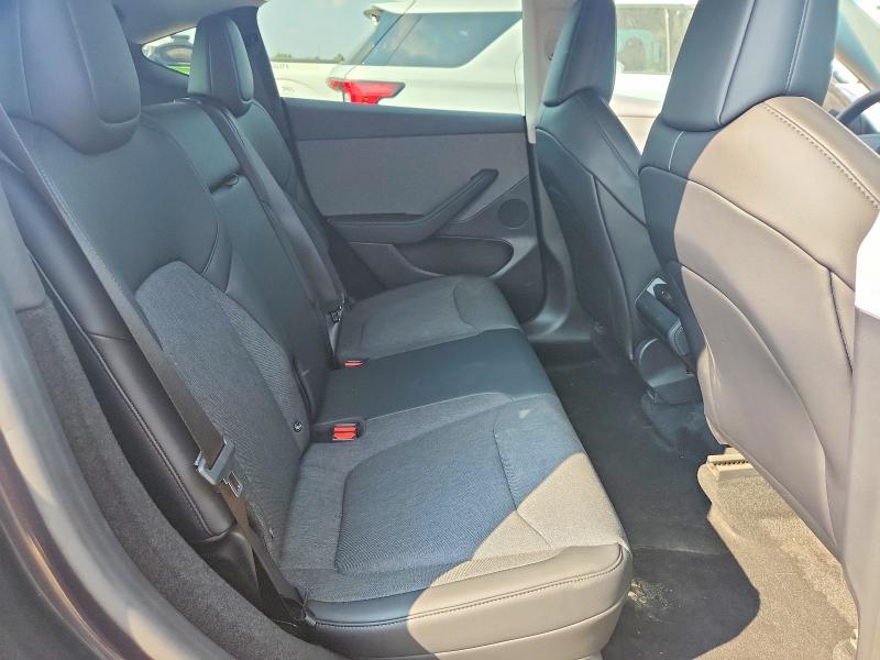 2026 Tesla Model Y მანქანა იყიდება აუქციონზე, vin: 7SAYGDEE9TA663812, აუქციონის ნომერი: 63830476