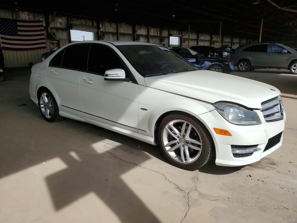 2012 Mercedes-benz C მანქანა იყიდება აუქციონზე, vin: WDDGF4HB4CR203540, აუქციონის ნომერი: 67036256