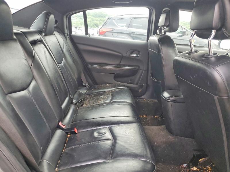 64654276 :رقم المزاد ، 1C3CCBCG1DN580011 vin ، 2013 Chrysler 200 مزاد بيع