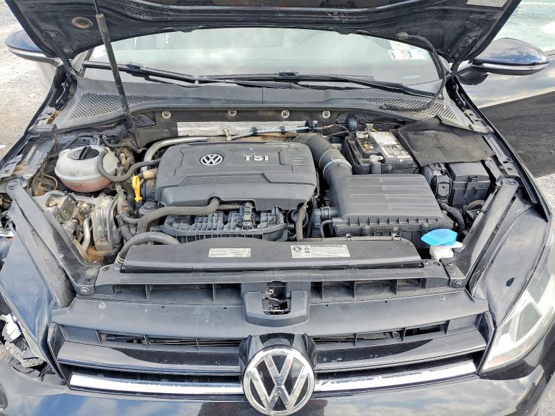 65240416 :رقم المزاد ، 3VW217AU4HM027921 vin ، 2017 Volkswagen Golf مزاد بيع