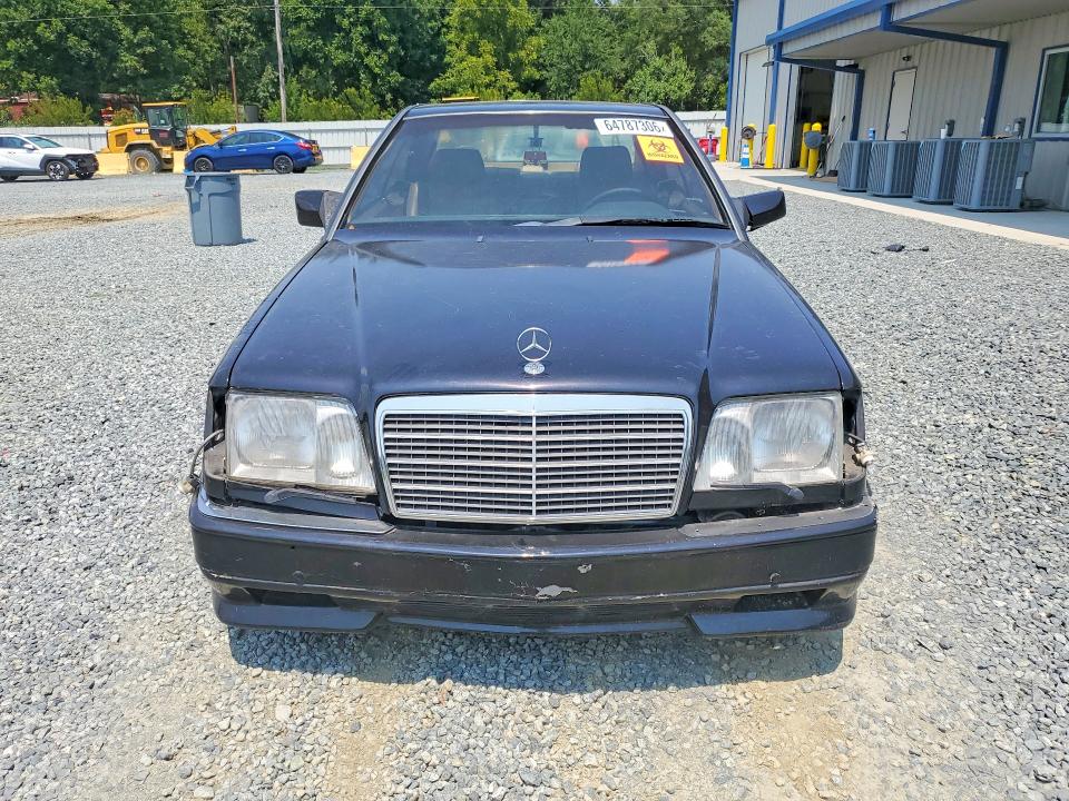 1993 Mercedes-benz 300 მანქანა იყიდება აუქციონზე, vin: WDBEA52E7PB993468, აუქციონის ნომერი: 64787306