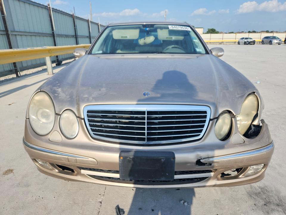 2004 Mercedes-benz E მანქანა იყიდება აუქციონზე, vin: WDBUF65J04A520122, აუქციონის ნომერი: 64079636