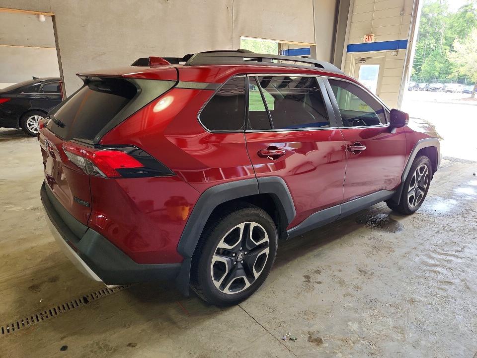 Продажа на аукционе авто 2019 Toyota Rav4, vin: 2T3J1RFV7KW002643, номер лота: 63488866